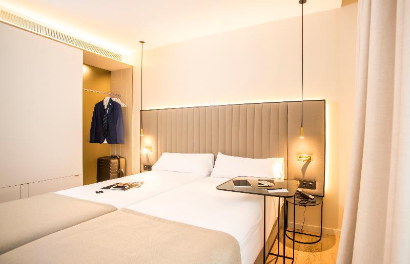 Occidental Barcelona 1929 Hotel Ngoại thất bức ảnh